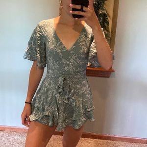 Princess Polly The Louie Romper - Sage  US 4 AU 8